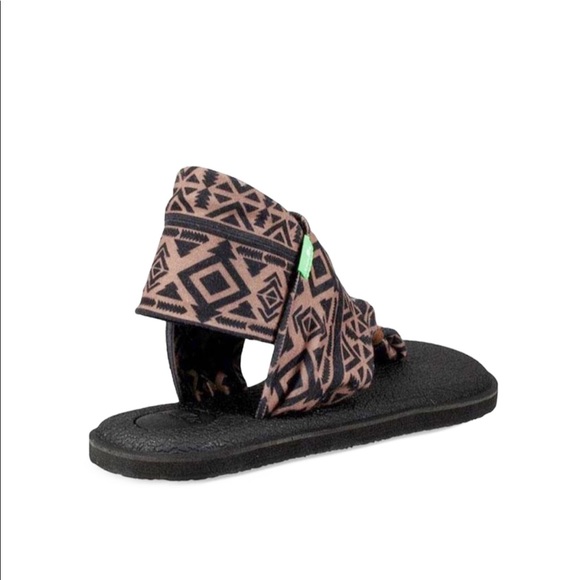 Sanuk Sandals Yoga Sling 2 Brown Aztec Tribal Print Yoga Mat Stretch Comfort - Picture 2 of 10